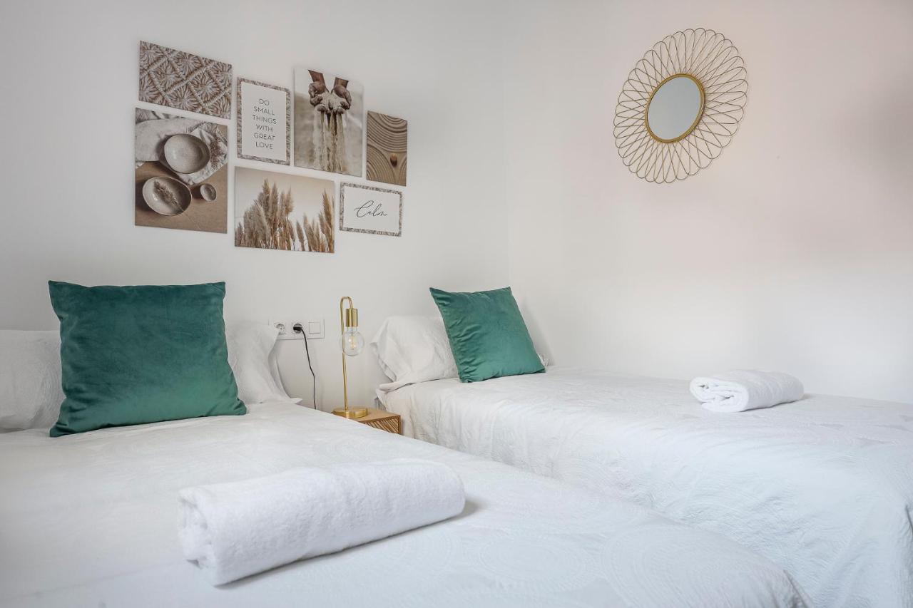 Family Home Suits Encantos De Sevilla ภายนอก รูปภาพ
