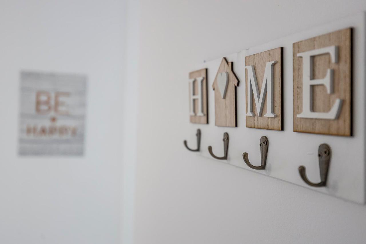 Family Home Suits Encantos De Sevilla ภายนอก รูปภาพ