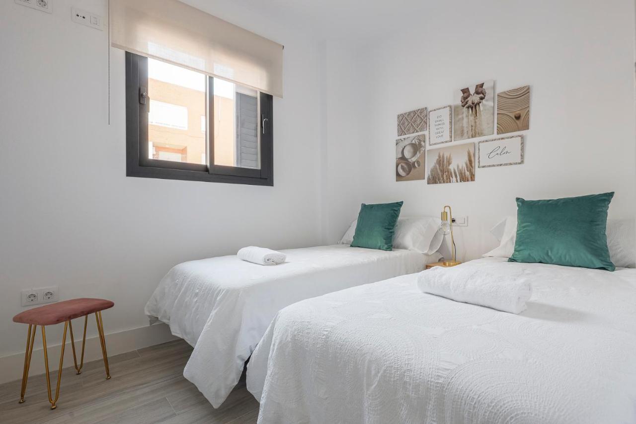 Family Home Suits Encantos De Sevilla ภายนอก รูปภาพ
