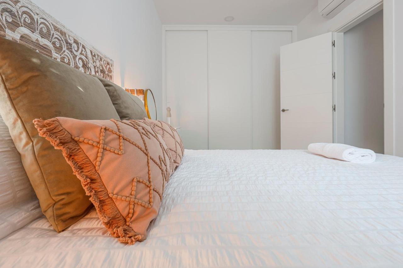 Family Home Suits Encantos De Sevilla ภายนอก รูปภาพ