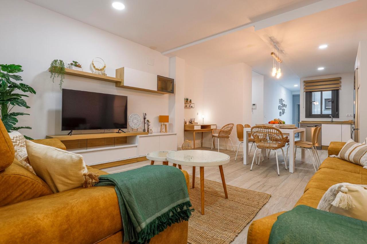 Family Home Suits Encantos De Sevilla ภายนอก รูปภาพ