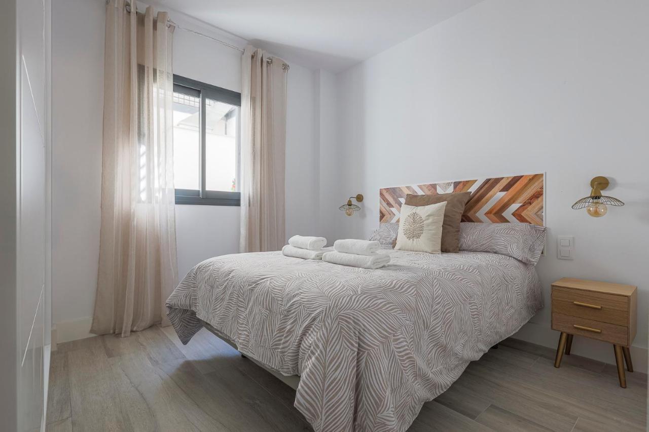 Family Home Suits Encantos De Sevilla ภายนอก รูปภาพ