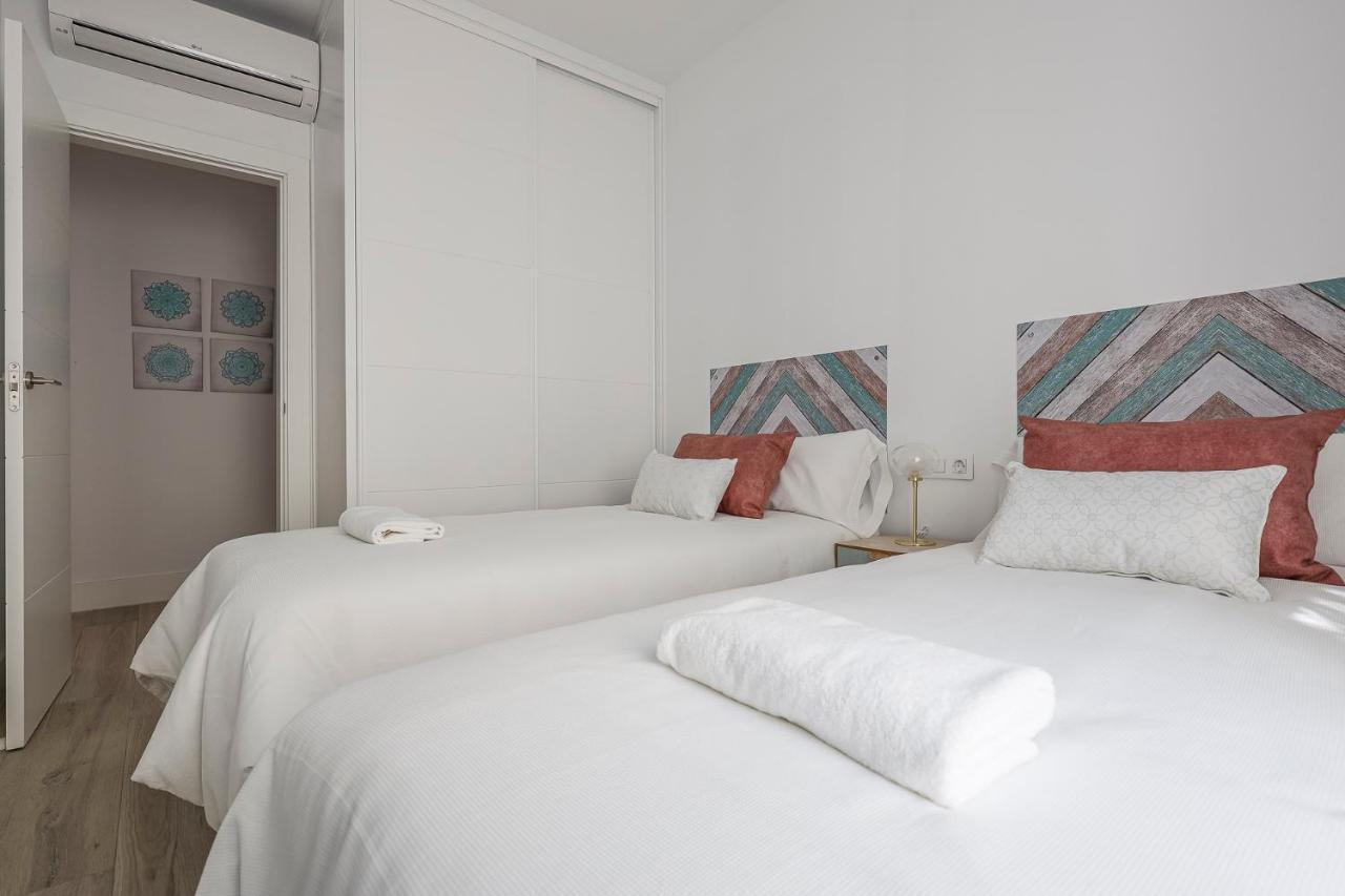 Family Home Suits Encantos De Sevilla ภายนอก รูปภาพ