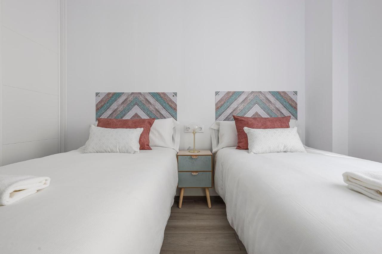 Family Home Suits Encantos De Sevilla ภายนอก รูปภาพ