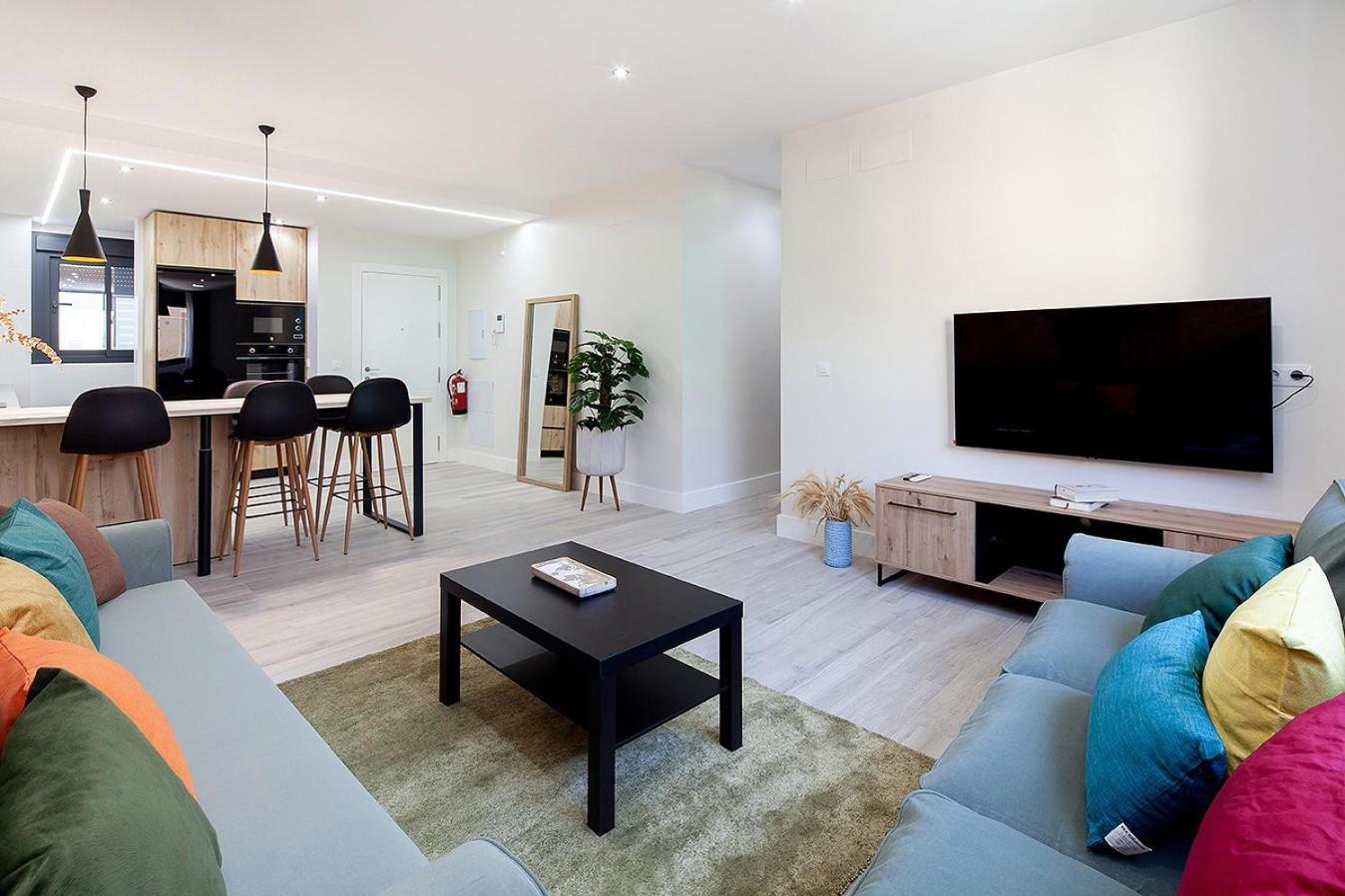 Family Home Suits Encantos De Sevilla ภายนอก รูปภาพ